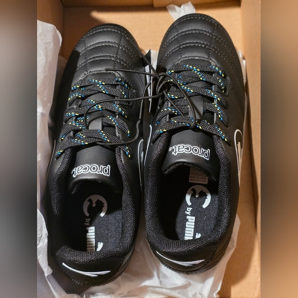 Puma Other - Puma Black Quilted Sneakers with Multicolor Speckled Laces